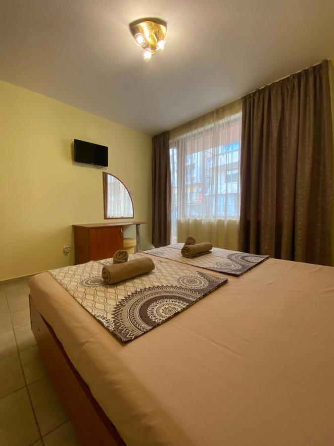 Къща За Гости Деника Guest house